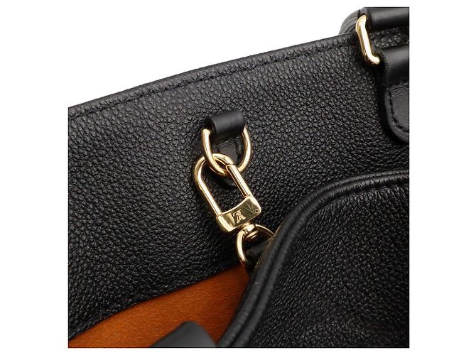 Borsa Tote Louis Vuitton Monogram Empreinte OnTheGo GM Nero - vista 7