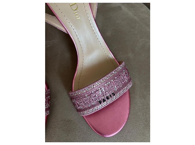 Sandali Christian Dior in pelle rosa con strass - vista 3