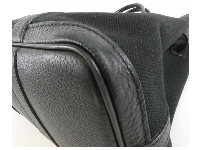 Hermès Hermes Petite Ceinture PM Handtasche Schwarz - Ansicht 3