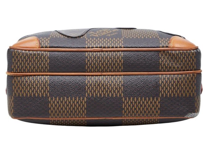 Borsa a tracolla Nile Louis Vuitton Damier Giant Marrone - vista 3