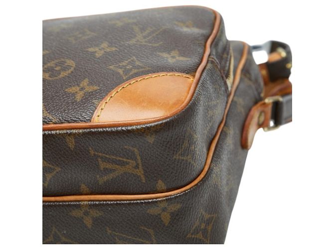Bolsa de Ombro Louis Vuitton Monogram Amazon Marrom - vista 4