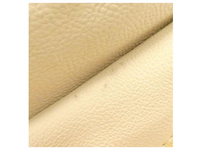 Timeless Chanel 32455 Gebrauchte Schultertasche Weiß - Ansicht 5