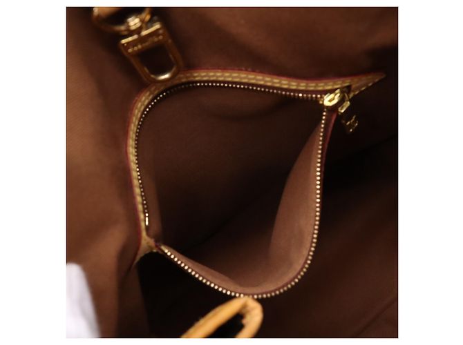 Bolsa Louis Vuitton Monogram Batignolles Horizontal Marrom Bege - vista 9