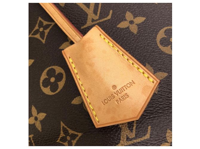 Sac à main Louis Vuitton Monogram Berry PM Marron Monogramme - vue 4