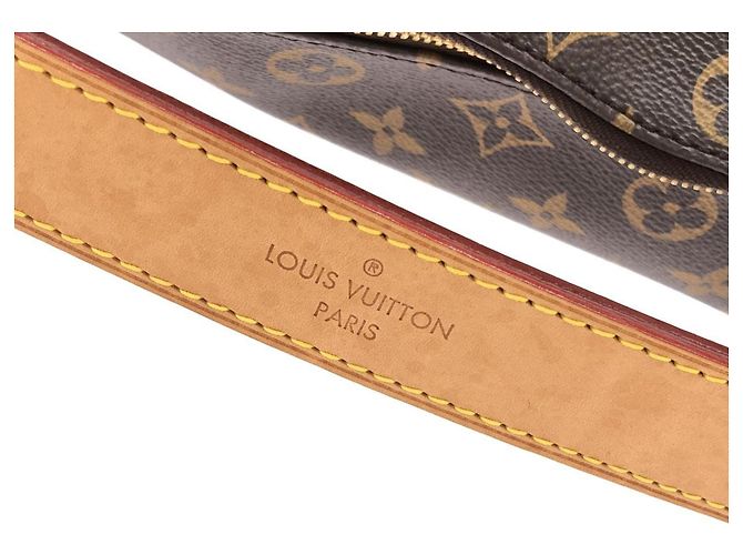 Sac à main Louis Vuitton Monogram Berry PM Marron Monogramme - vue 7