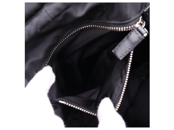 Sac à une épaule Prada Re-Nylon avec logo triangle Noir - vue 13