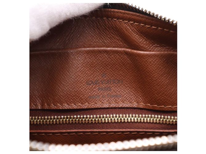Bolsa de Ombro Nile Monogram Louis Vuitton Marrom Bege - vista 16