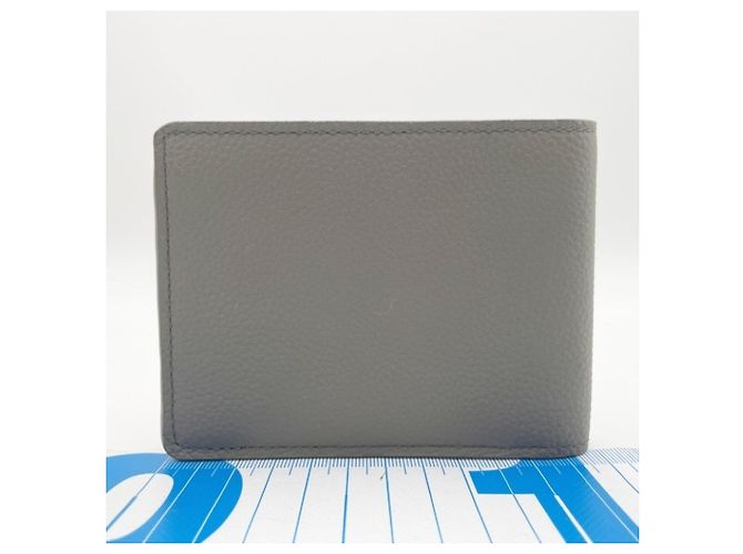 Louis Vuitton Bi-Fold Wallet Khaki - view 2