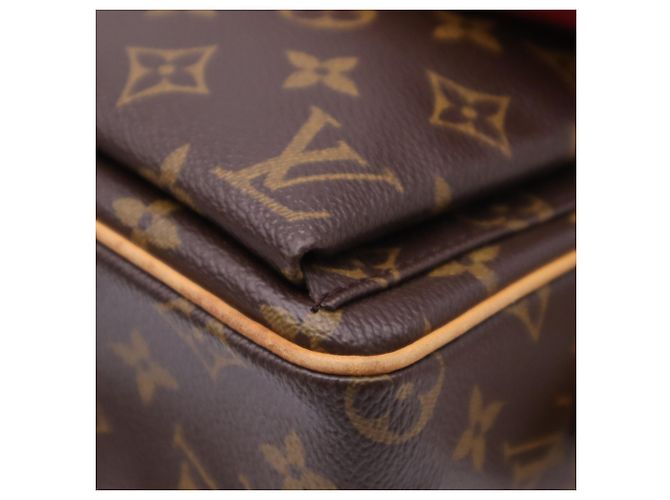Borsa Louis Vuitton Monogram Viva Cite MM Marrone Beige - vista 10
