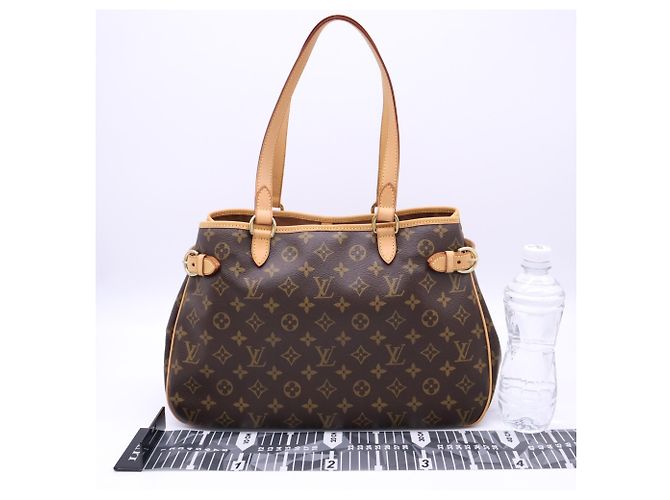 Bolsa Louis Vuitton Monogram Batignolles Horizontal Marrom Bege - vista 3