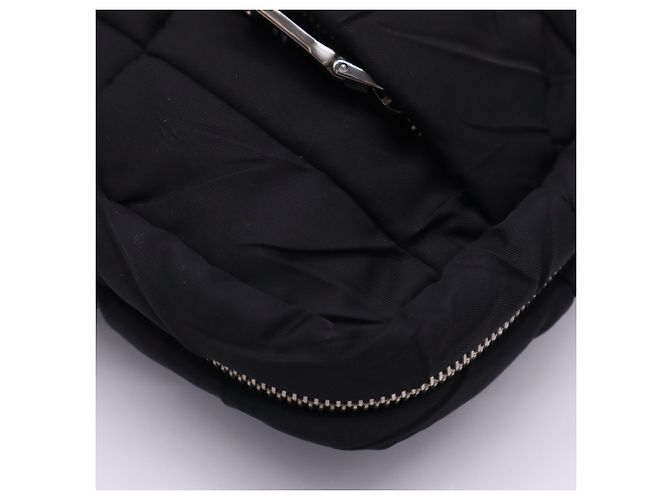 Clutch e borsa a tracolla Prada in nylon nero Saffiano - vista 10