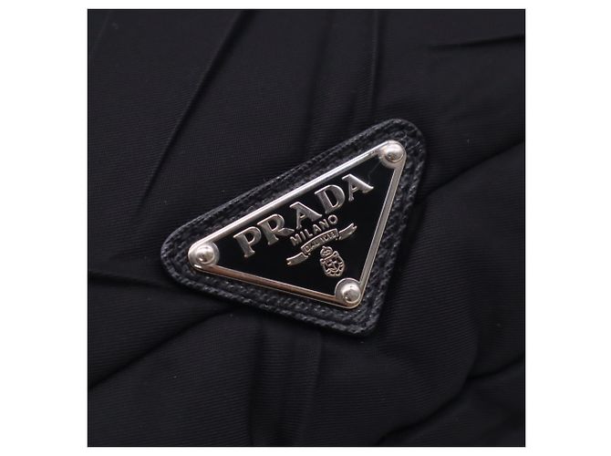 Clutch e borsa a tracolla Prada in nylon nero Saffiano - vista 11