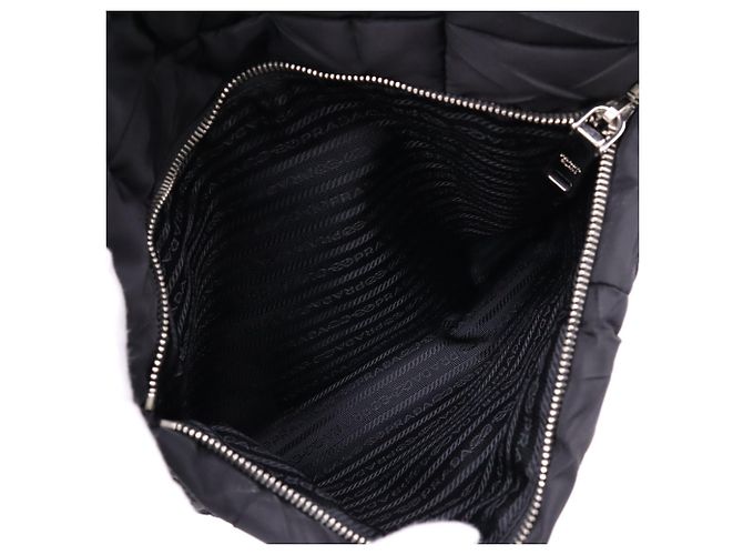 Clutch e borsa a tracolla Prada in nylon nero Saffiano - vista 14