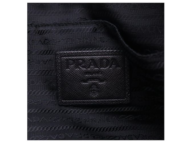 Clutch e borsa a tracolla Prada in nylon nero Saffiano - vista 15