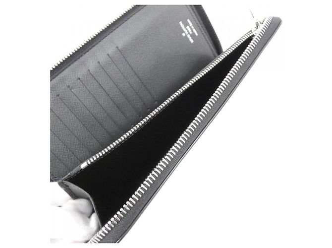 Louis Vuitton Taiga Zippy Wallet Vertical M30317 Nero - vista 7