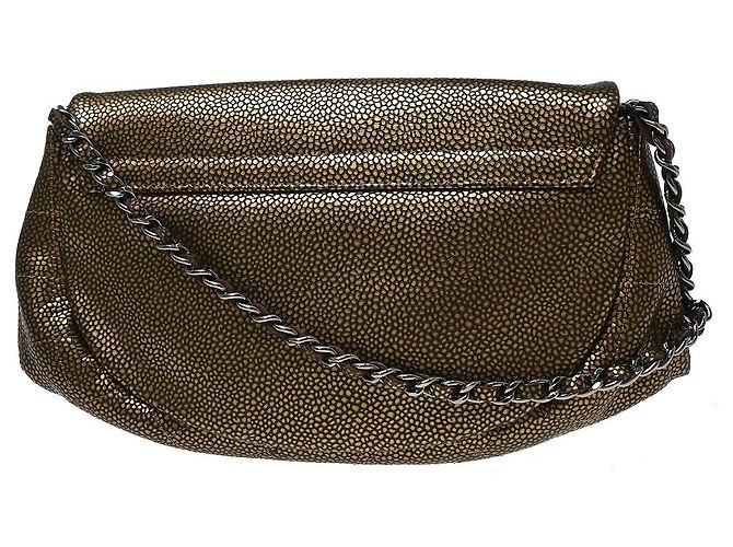 Chanel Timeless Half Moon Flap Caviar Medium Dorado - vista 2