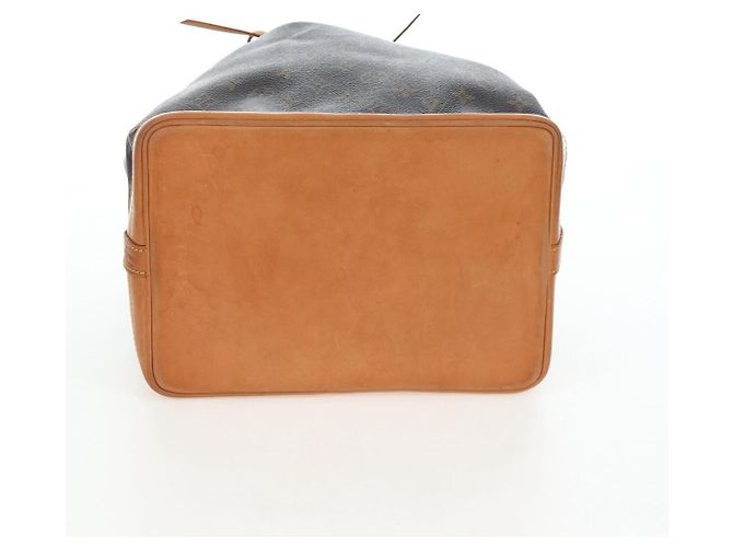 Noe Louis Vuitton Noé Canvas GM Castaño - vista 4