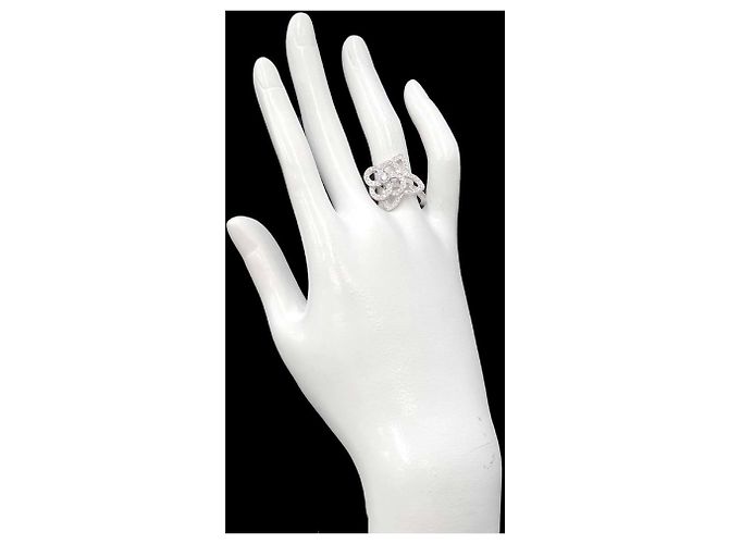 Anello Louis Vuitton Fleur Ardente Diamanti - vista 9