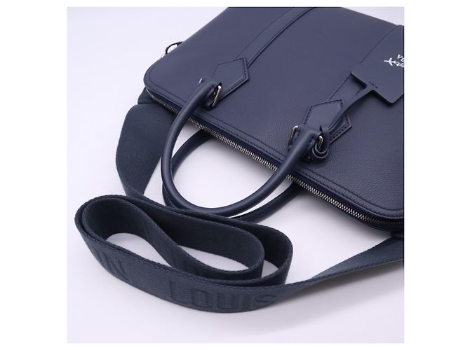 Louis Vuitton LV Aerogram Takeoff Briefcase Blu navy - vista 9