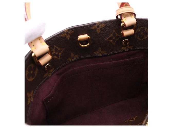 Bolso Louis Vuitton Monogram Montaigne BB Castaño Beige - vista 19
