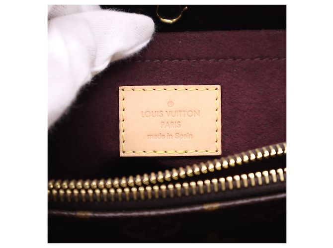 Bolso Louis Vuitton Monogram Montaigne BB Castaño Beige - vista 21