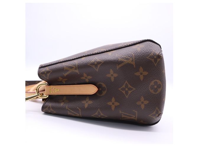 Bolso Louis Vuitton Monogram Montaigne BB Castaño Beige - vista 5