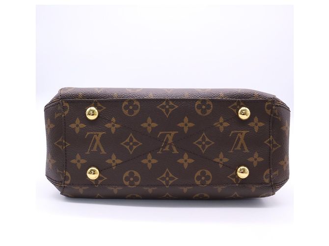 Bolso Louis Vuitton Monogram Montaigne BB Castaño Beige - vista 7