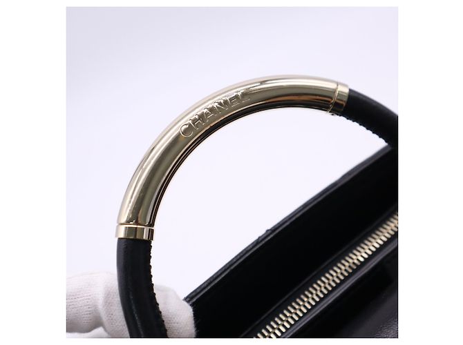 Bolso Chanel Matelassé Turnlock Negro - vista 10