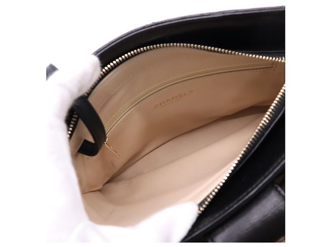 Bolso Chanel Matelassé Turnlock Negro - vista 15