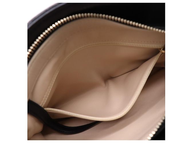 Bolso Chanel Matelassé Turnlock Negro - vista 18