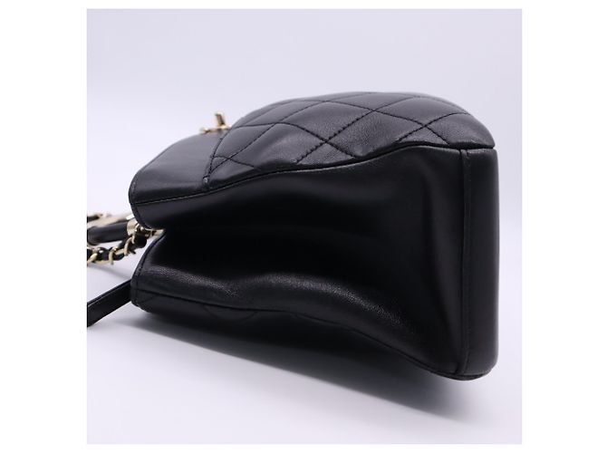 Bolso Chanel Matelassé Turnlock Negro - vista 5