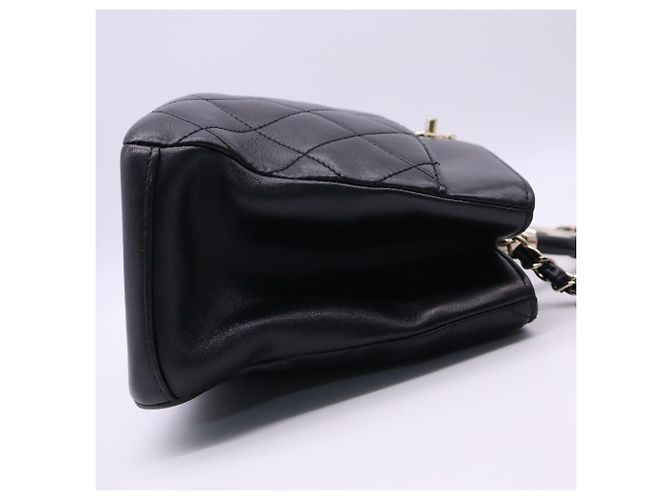 Bolso Chanel Matelassé Turnlock Negro - vista 6