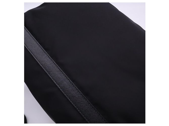 Sac à épaule Prada en polyamide recyclé Saffiano Noir - vue 4