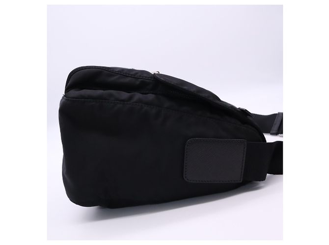 Sac à épaule Prada en polyamide recyclé Saffiano Noir - vue 6