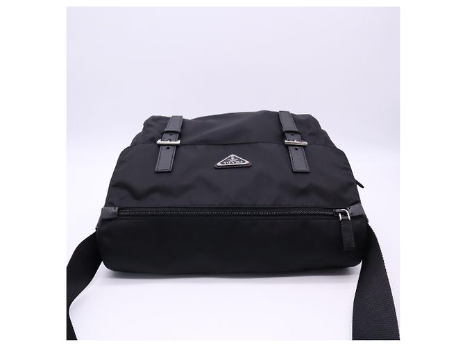 Sac à épaule Prada en polyamide recyclé Saffiano Noir - vue 8