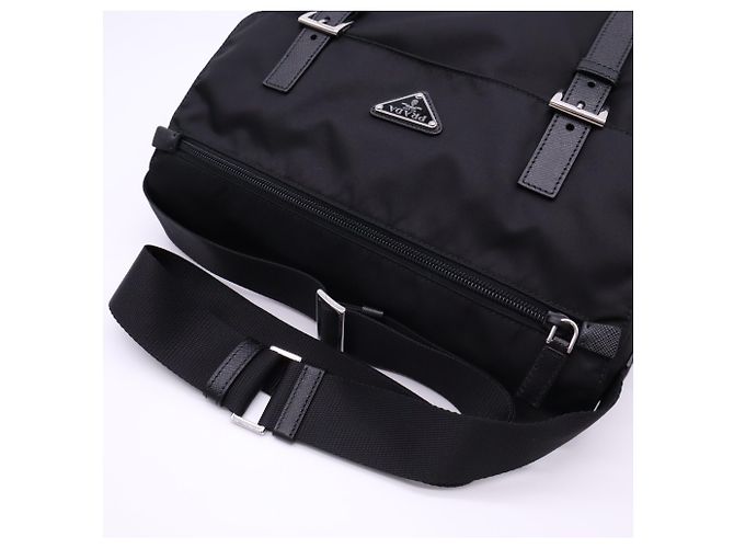 Sac à épaule Prada en polyamide recyclé Saffiano Noir - vue 9