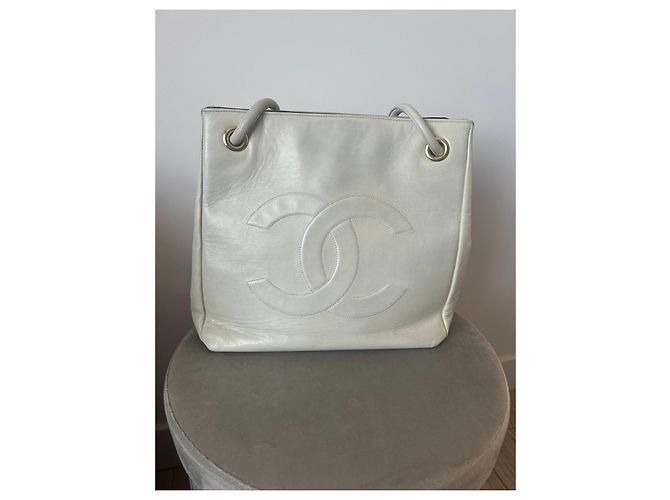 Borsa Tote Chanel in Pelle Ecru Bianco - vista 2