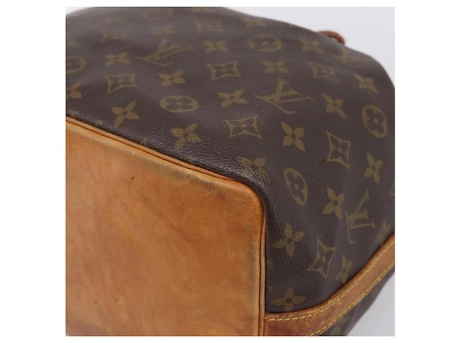 LOUIS VUITTON Monogram Petit Noe Shoulder Bag M42226 LV Auth 203276 Monogramma - vista 10