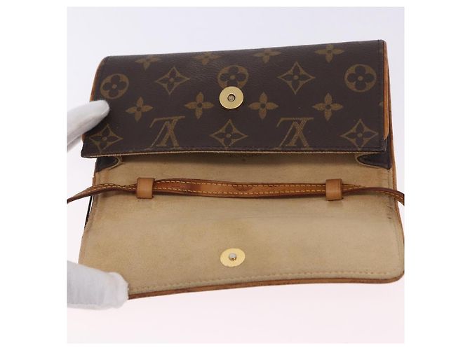 LOUIS VUITTON Monogram Pochette Twin PM Shoulder Bag M51854 LV Auth ti3996 Monogramma - vista 18