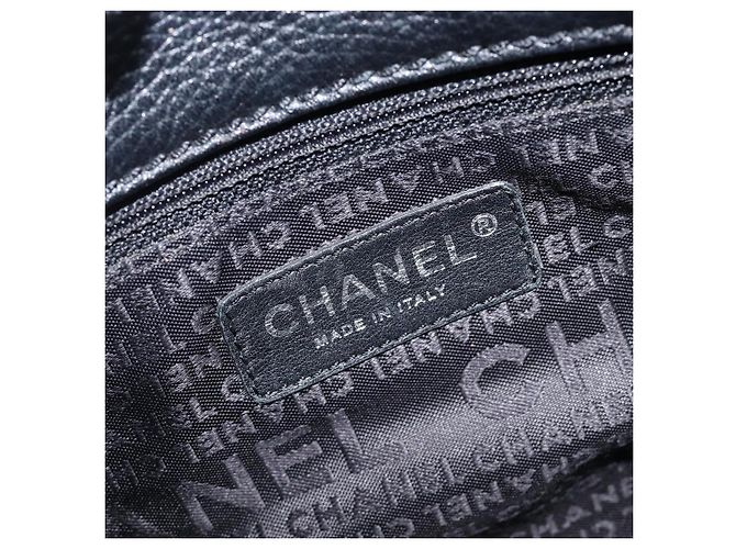 Borsa a tracolla CHANEL in pelle nera con CC argento Auth 200547A Nero - vista 16