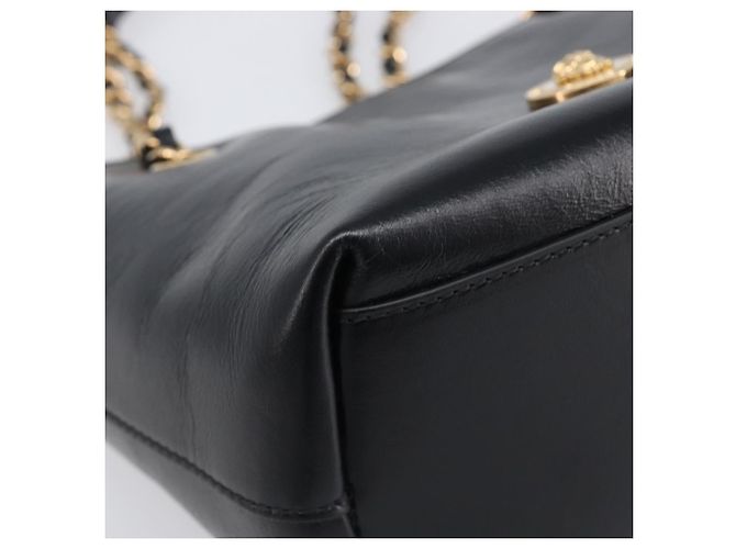 Borsa a tracolla con catena VERSACE in pelle nera e oro Auth 200693V Nero D'oro - vista 11