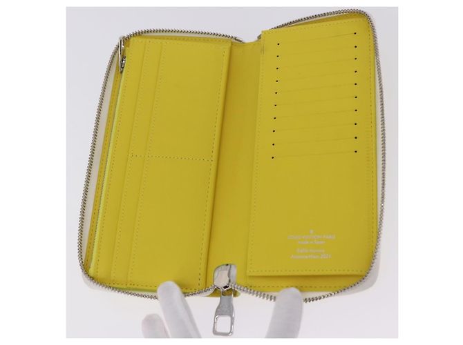 LOUIS VUITTON Monogram Everyday Zippy Wallet Vertical Yellow M80852 Auth 197912M Giallo Monogramma - vista 13