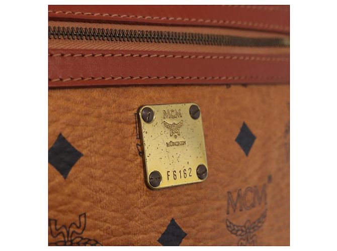 Borsa a tracolla MCM Vicetos PVC Pelle Marrone Tono Oro Auth 203589 - vista 18