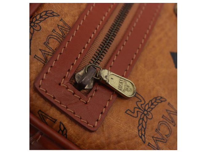 Borsa a tracolla MCM Vicetos PVC Pelle Marrone Tono Oro Auth 203589 - vista 23