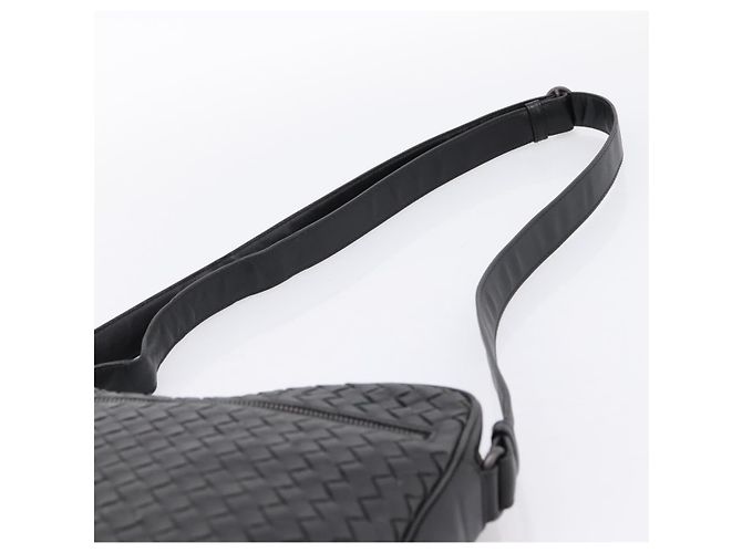 Borsa a tracolla BOTTEGA VENETA INTRECCIATO in pelle nera argento Auth mr2878V Nero - vista 8