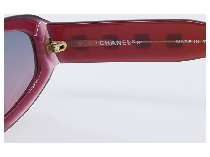 Occhiali da sole CHANEL Plastica Rosso Tono Oro CC Auth ka6179 - vista 9