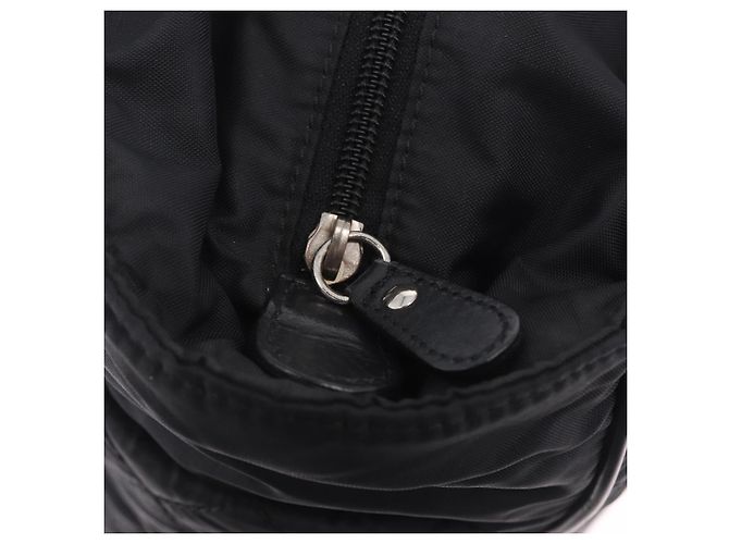 Borsa Tote CHANEL Paris New York Line Matelasse Nylon Nero Argento CC Auth 203206A - vista 17