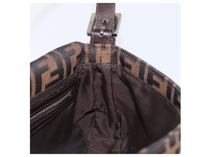 Borsa a tracolla FENDI Zucca Canvas Mamma Baguette Marrone Nero Auth BA15631V - vista 20