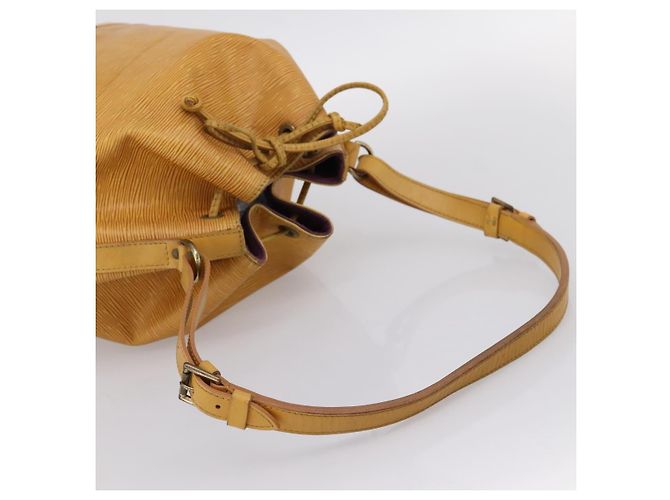 Borsa a tracolla LOUIS VUITTON Epi Noe Tassili Yellow M44009 LV Auth 202931 - vista 7