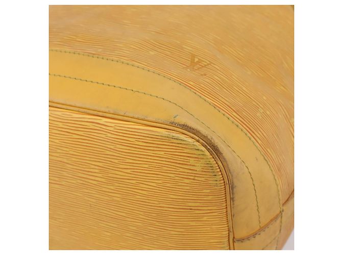 Borsa a tracolla LOUIS VUITTON Epi Noe Tassili Yellow M44009 LV Auth 202931 - vista 9